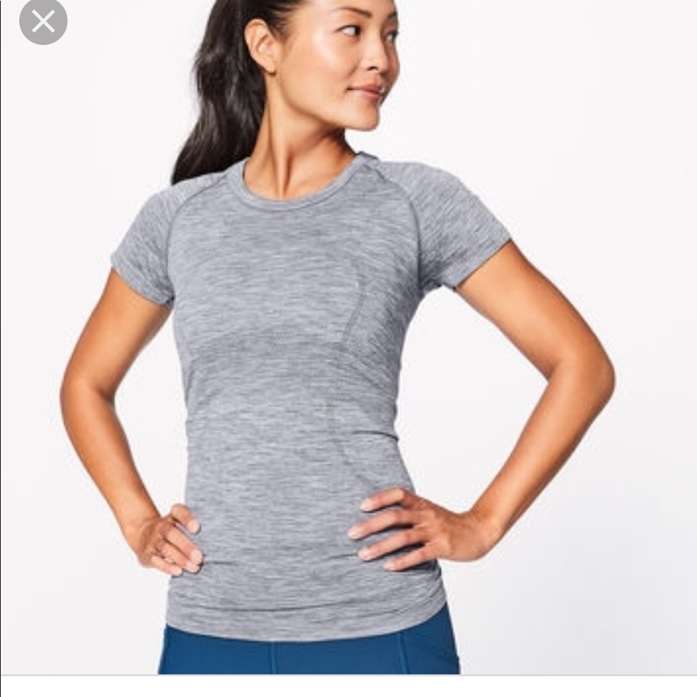 LULULEMON swiftly top perfect condition